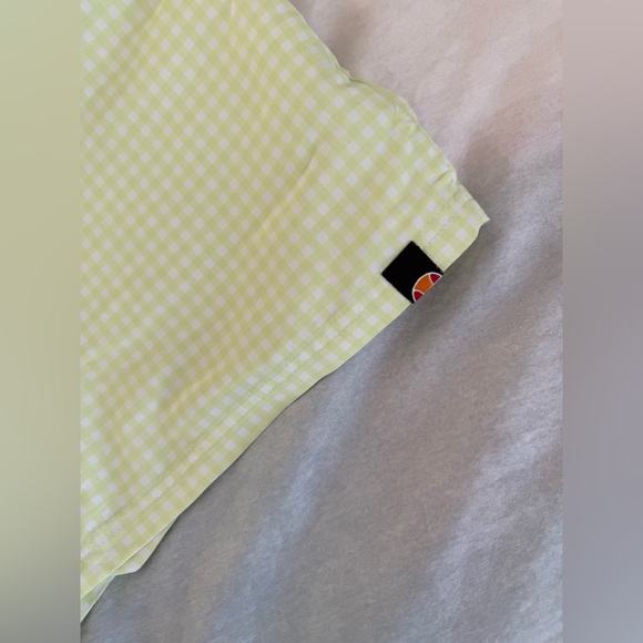 Ellesee Shorts - Picture 3 of 5